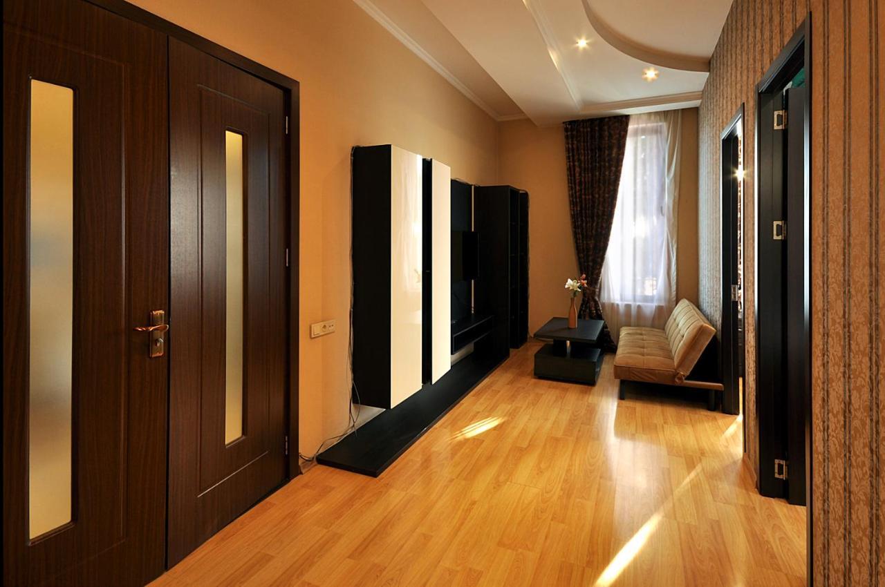 Hotel Majestic Tbilisi Ngoại thất bức ảnh