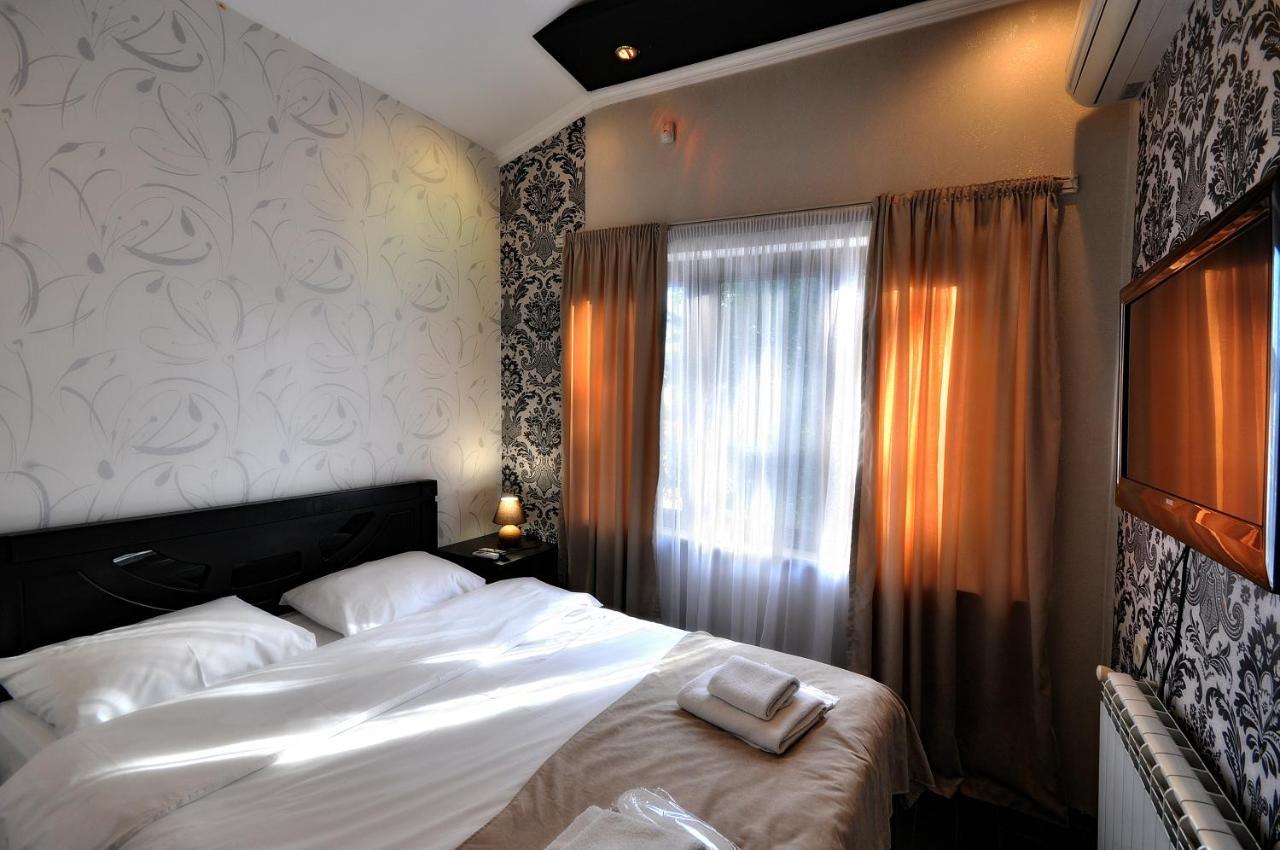 Hotel Majestic Tbilisi Ngoại thất bức ảnh
