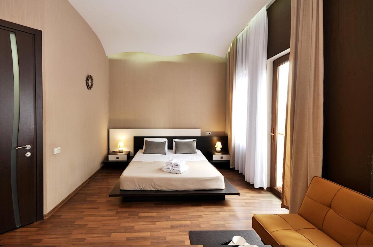 Hotel Majestic Tbilisi Ngoại thất bức ảnh