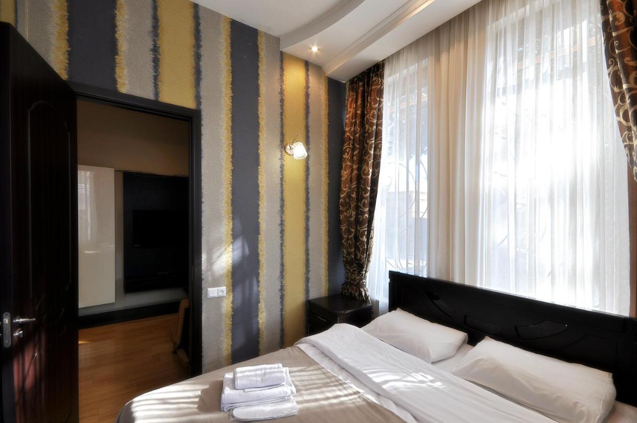 Hotel Majestic Tbilisi Ngoại thất bức ảnh