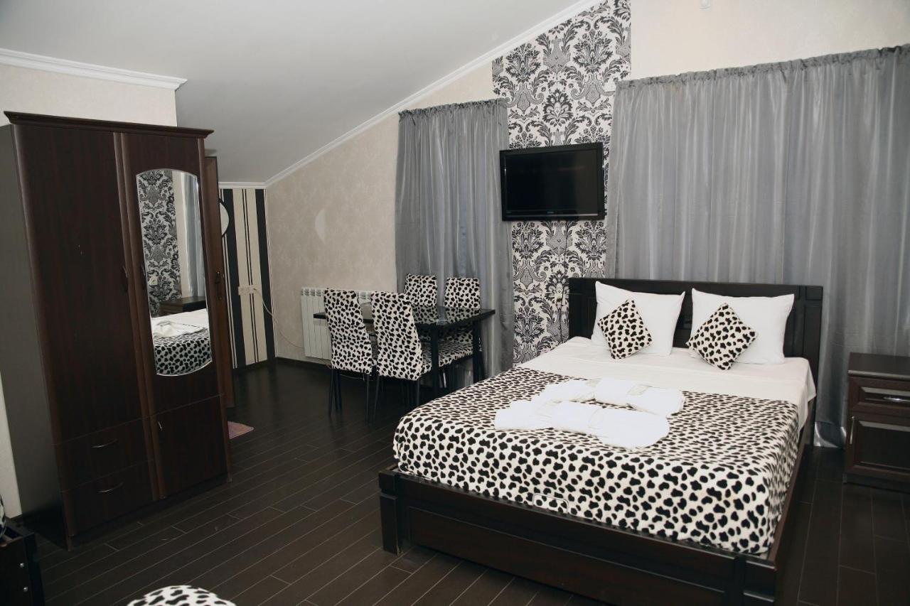 Hotel Majestic Tbilisi Ngoại thất bức ảnh