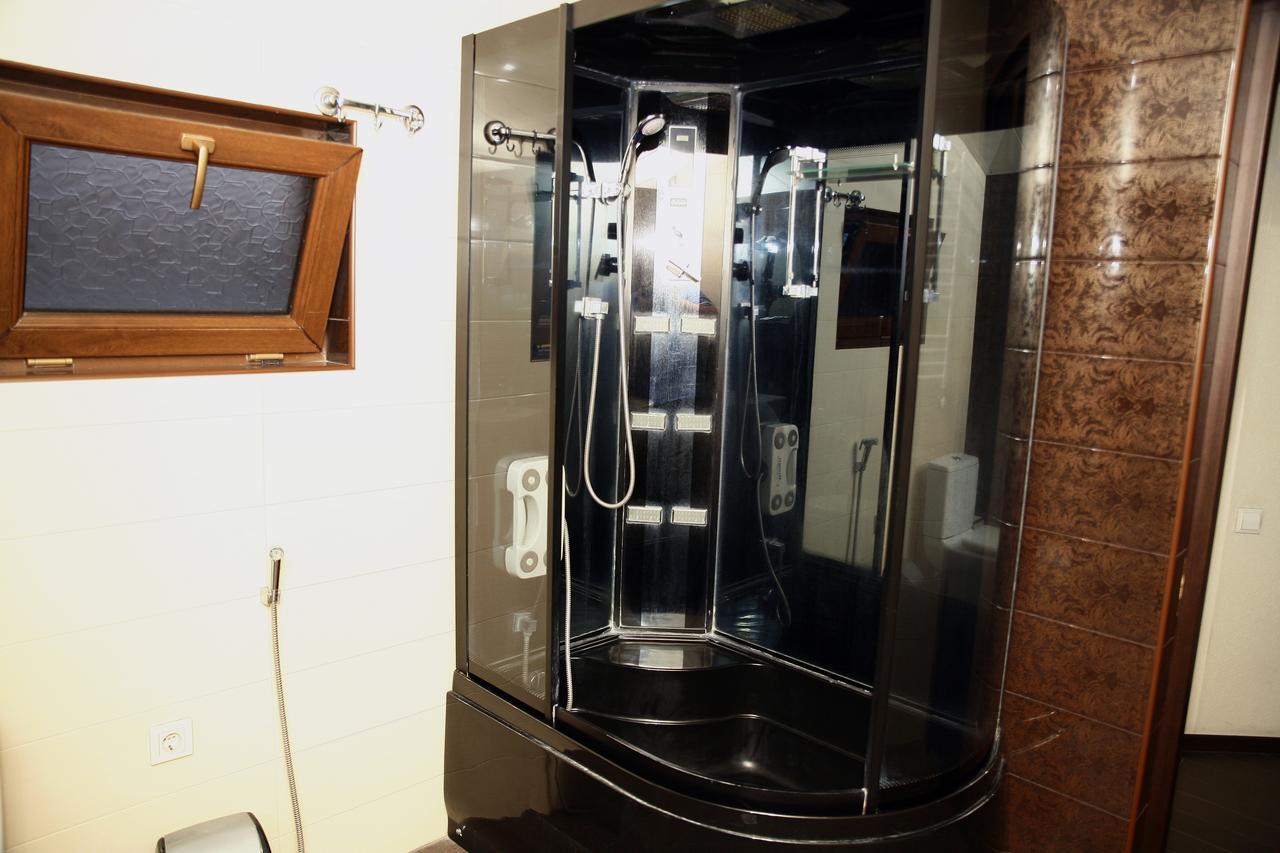 Hotel Majestic Tbilisi Ngoại thất bức ảnh