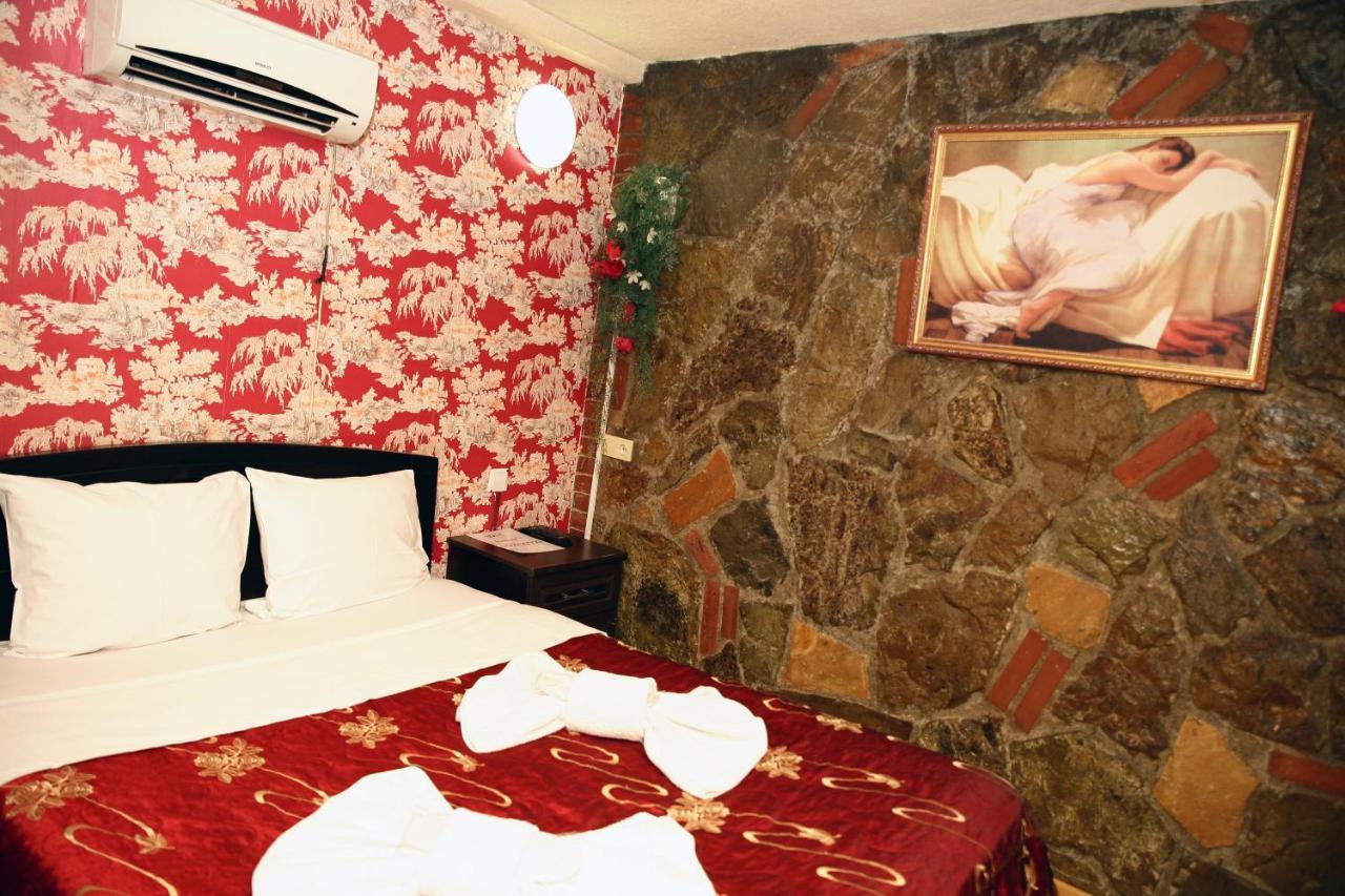 Hotel Majestic Tbilisi Ngoại thất bức ảnh