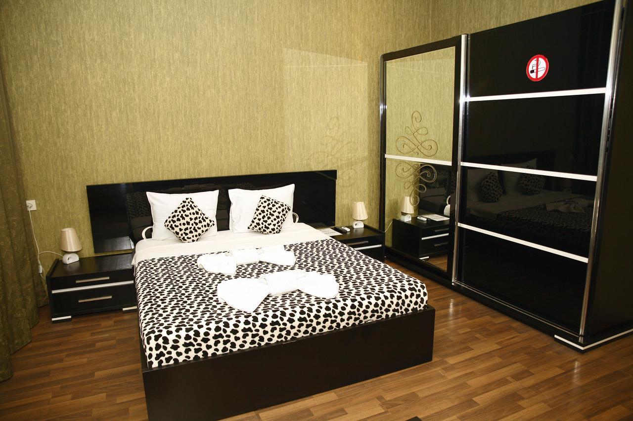 Hotel Majestic Tbilisi Ngoại thất bức ảnh